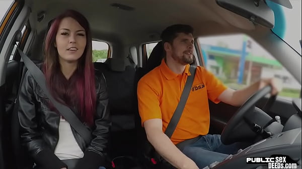 Euro babe publicly fingered before outdoor sex