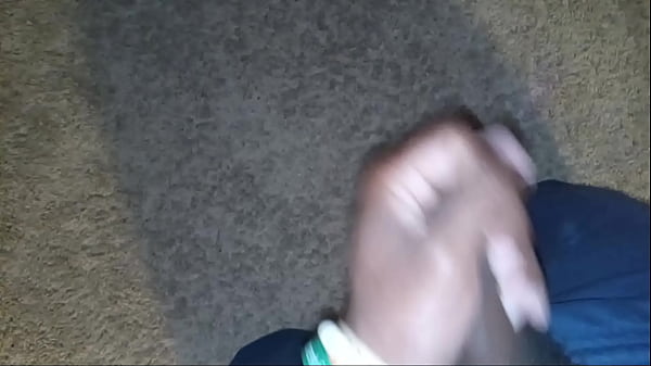 Caressant Une Petite Bite