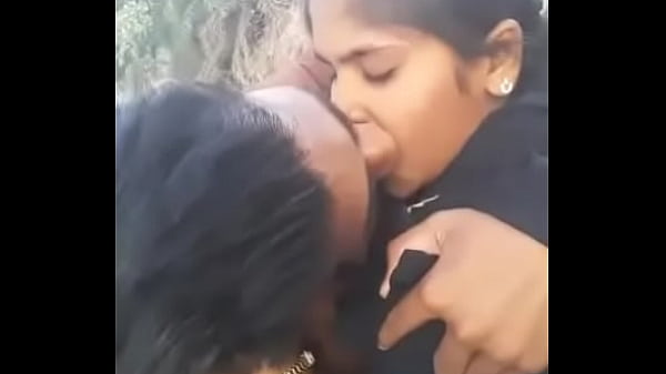 Download Video - My girl friend hot kiss's lip