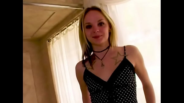 FAYE RUNAWAY Cute 19 YO Tattoed Cutie Big Dick POV Blowjob and Cum Facial