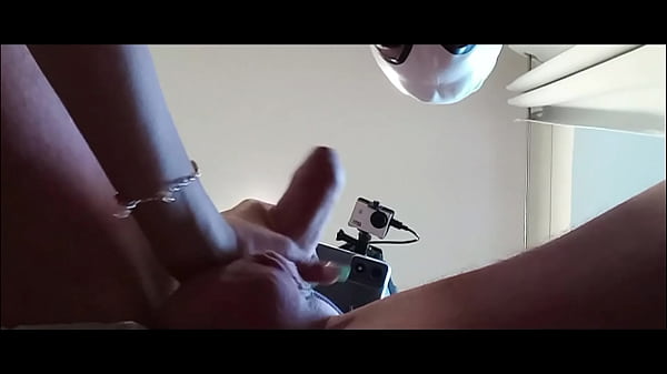 Preview - Naked milf with pantyhose and heels g...