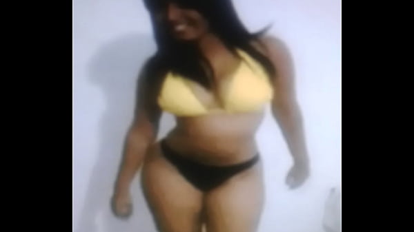 Who is this latina girl?