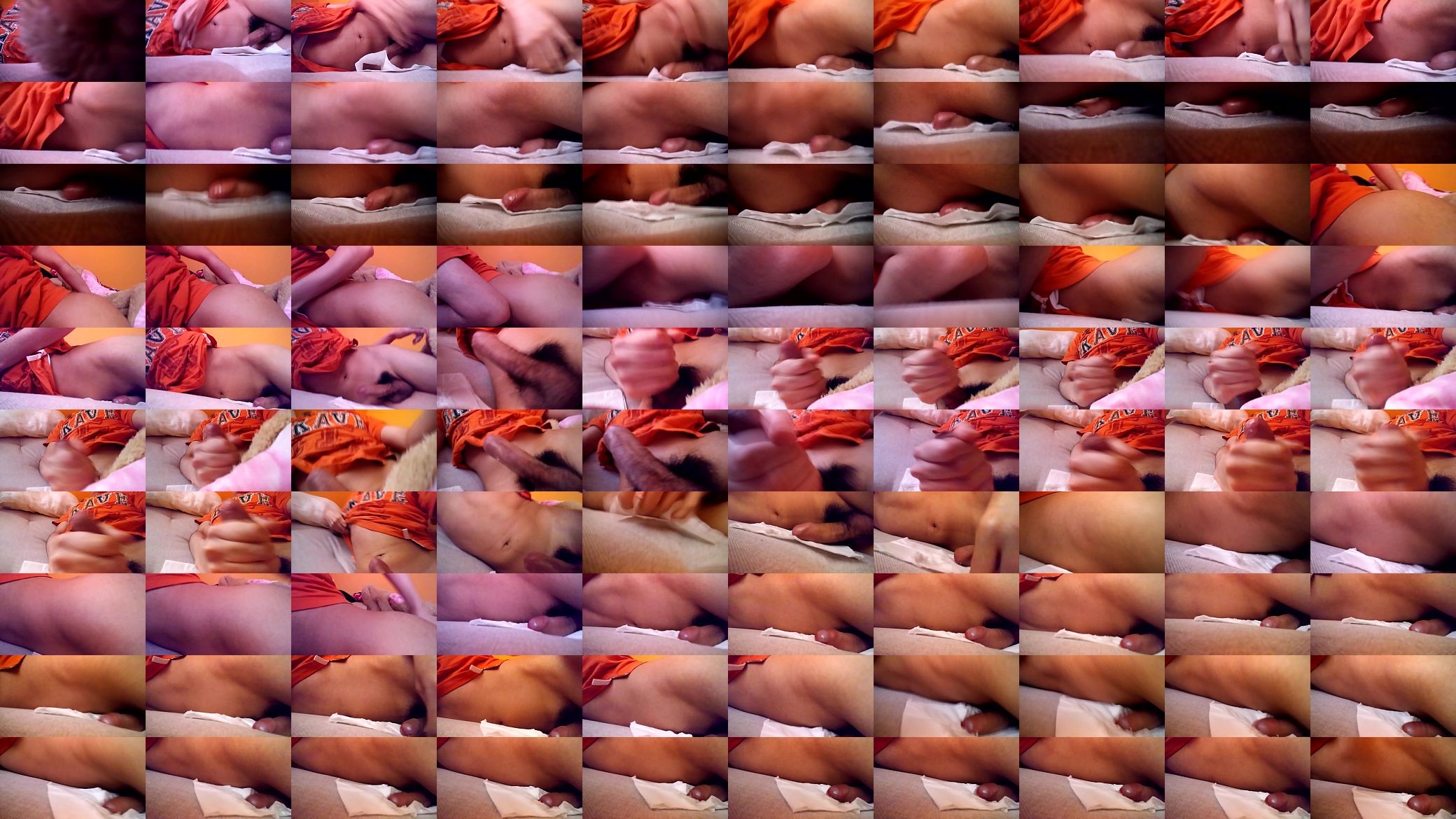 Masturbation in bed 预览图