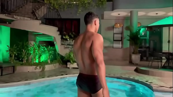 Get to know a little more about your Guardian Angel... #Colombia #mensclub #chicoshot #hot 61 sec