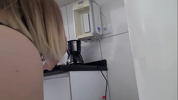 Busty married woman with a huge ass ended up having sex.