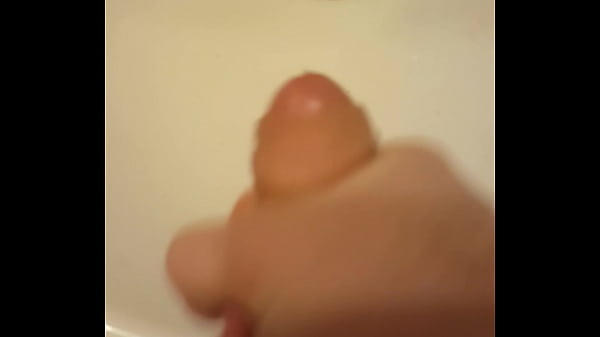 Ejaculation dans le lavabo france