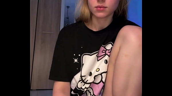 Jucielussie1 - Fingering pink perfect pussy with big dildo