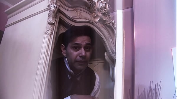 Luna Luxx Licks Victoria Rose's Clit While She Is Getting Ass Fucked