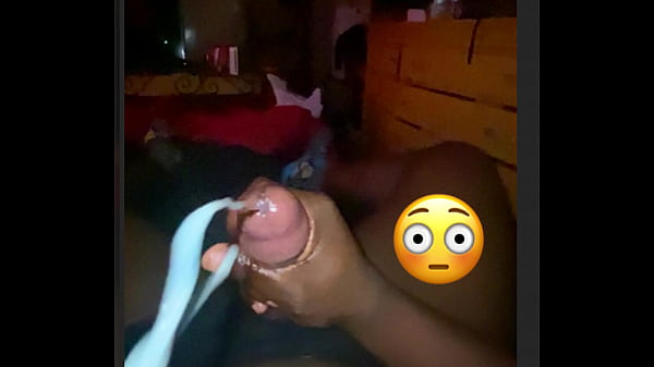 Bbc accidently cumshot on his own face ‼️
