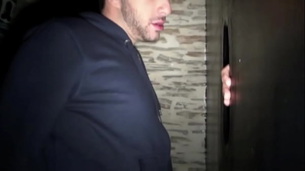 436 this gay boy lovbe sucking big dick on glory holes