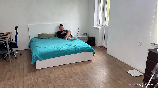 Horny Busty Milf Offered Repairman Intimacy