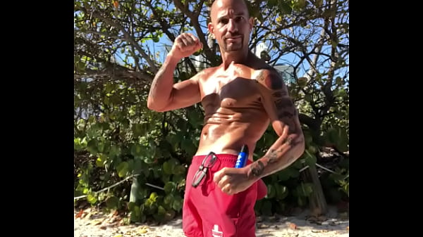 MAXXX LOADZ THE BEACH BODY PORNSTAR