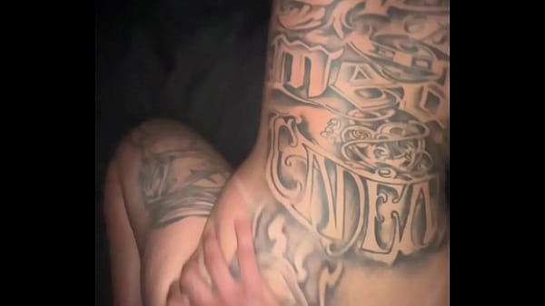 Download Video - AGUENTEI 23CM DENTRO DO MINHA CUCETINHA&comma; ELE DEIXOU EU TODA ABERTA
