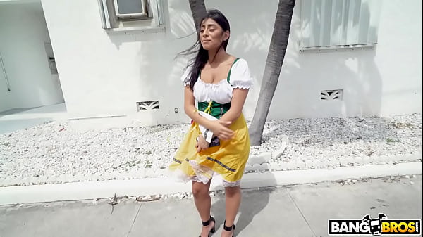 OktoberBreasts