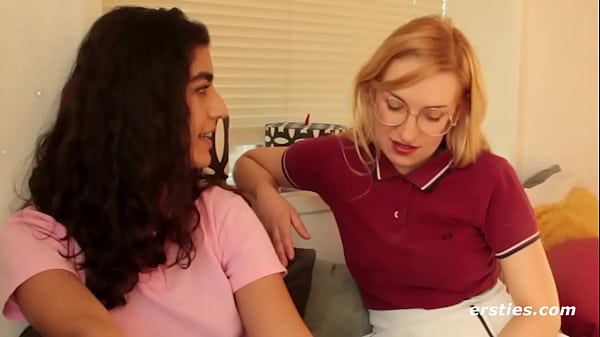 Download Video - Hot Amateur Lesbian Sex Games