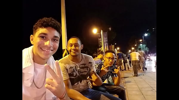 0D8E2407-F7AA-4E42-BB3D-51A2993636FC.MOV