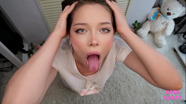 I beg you to fuck me in the mouth