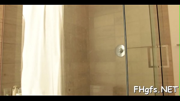 Glorious princess Hollie flaunts her attractive...