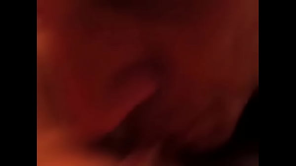 thumb pussy eater