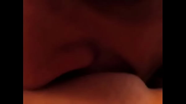 thumb pussy eater
