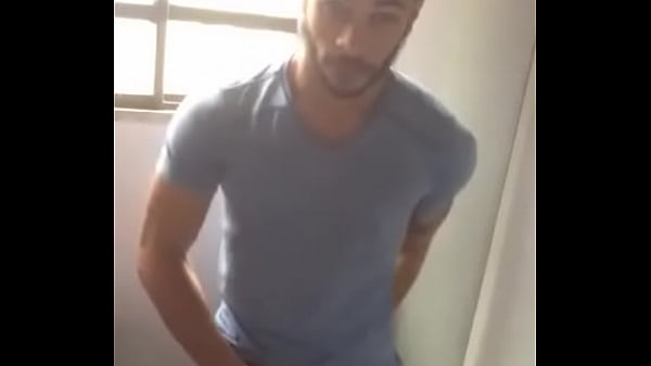 Garçon Solo Chaud