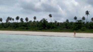 He pumped sperm and sea water into her ass. Salty anal creampie in front of everyone