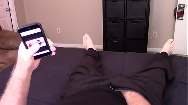 Step Daughter Caught Her Step Dad Looking At Photos Of Her She Sucks His Cock