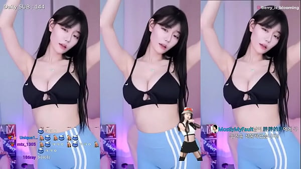 Twitch banned dance] [berry0314]