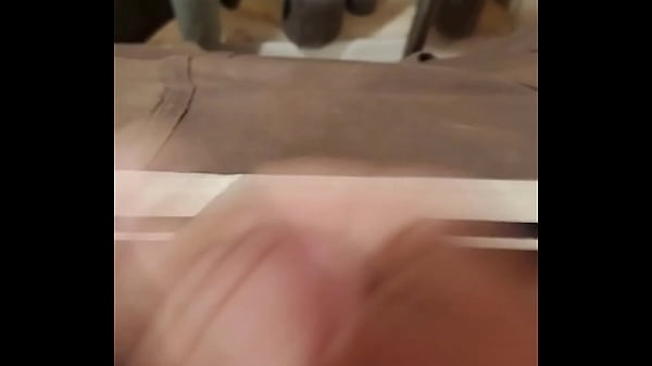 Abspritzen Durch Die Benutzung Von Spielzeug