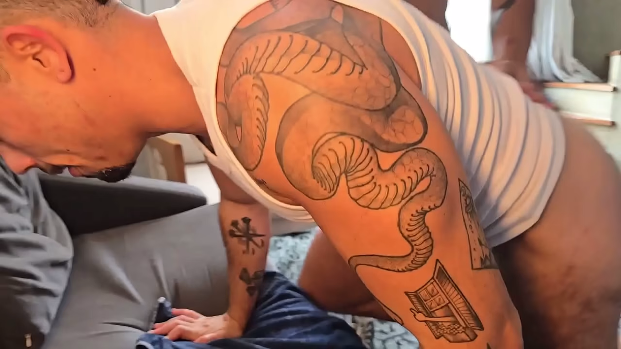 FOLLAR EL CO&Ntilde_O DE UN HOMBRE