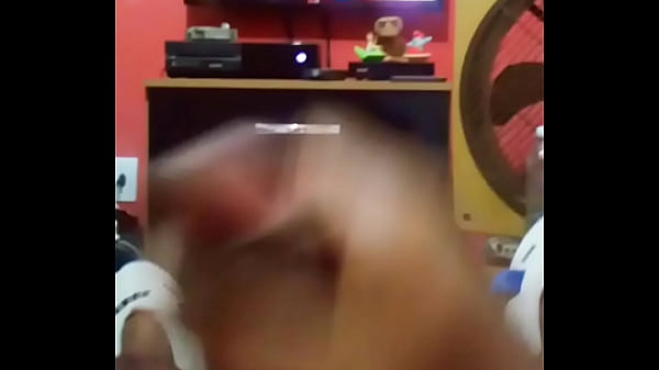 Download Video - Gozada vendo porno