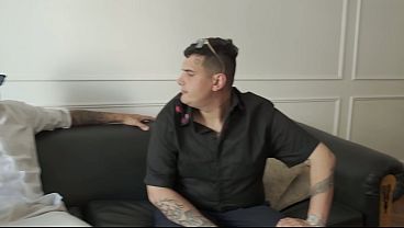 I went to visit my best friend and his GIRLFRIEND gave me a blowjob in front of him (POV)