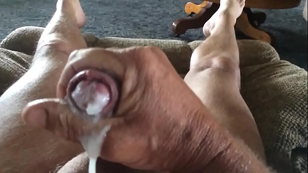 Download Video - Cumshot in slow motion