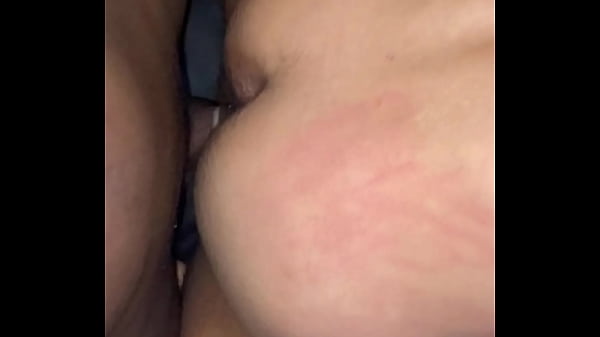 Download Video - MACHO CHORANDO LEVANDO DP DE 2 NEG&Otilde;ES DOTADOS