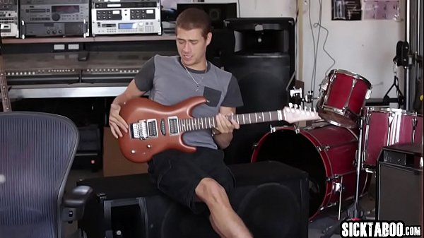 MILF with big boobs sucked a musicians big hard cock