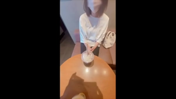 Japaneserxrx - Nachdem wir einen Film mit einem Mädchen gesehen hatten, das ich auf einer Dating-Seite kennengelernt hatte, gingen wir in ein Hotel und hatten einen heftigen Hintern.
