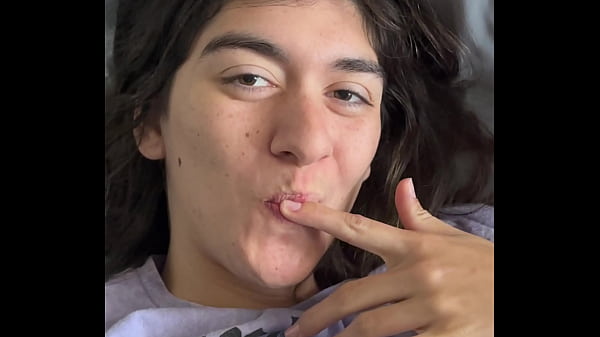 COMPLETE GIRLFRIEND EXPERIENCE: Latina Teen Han...