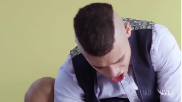 Download Video - Comendo o assistente gostoso