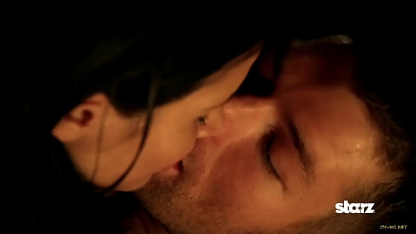 Katrina Law - Spartacus: Vengeance E01 (2012)