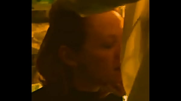Download Video - Celeb Girl gives good head &lpar;softcore&rpar;