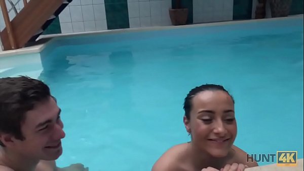HUNT4K. Young bad bitch sucks cock and gets banged