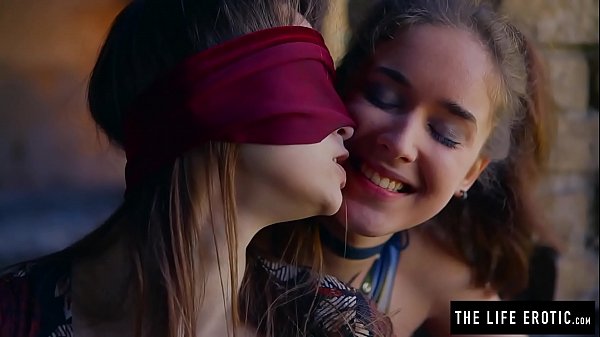 Download Video - Straight girl is blindfolded and c&period; by lesbian before she orgasms