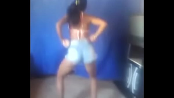 Ania Puta Santos Aime Le Bois Et La Danse Funk En Direct Du Ceara Brésil