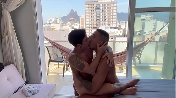 Jordan Sentando no Maloka