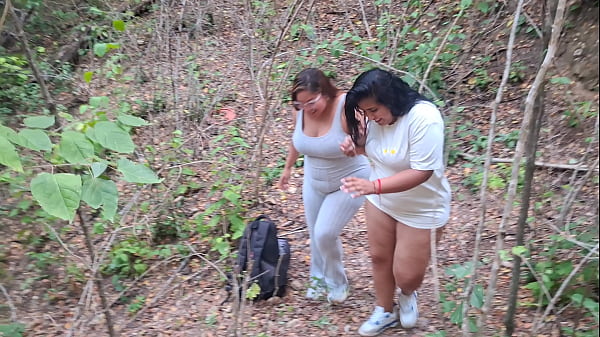 Got caught while I was fucking a beautiful girl in the woods (dialogues in Italian)