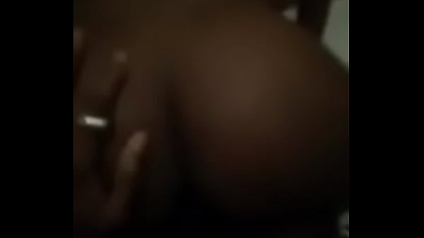 Salope se fait niquer le vagin