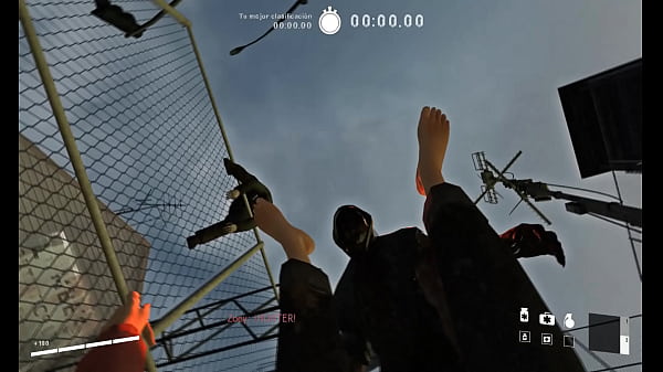 Zoey with her paws up  animaciones en primera persona