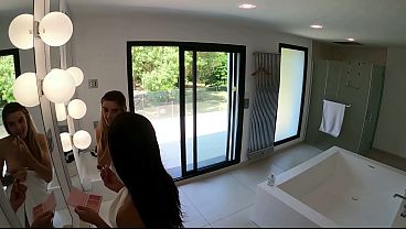 Hot 3some with Alba Lala and Candie Luciani