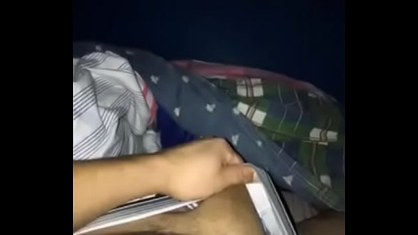 Download Video - Hola&comma; aqui aburrido solito