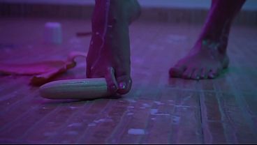 18 YEARS OLD GIRL FARTED AFTER EATING  STREET FOOD, AND MY COCK WAS LOST FOREVER